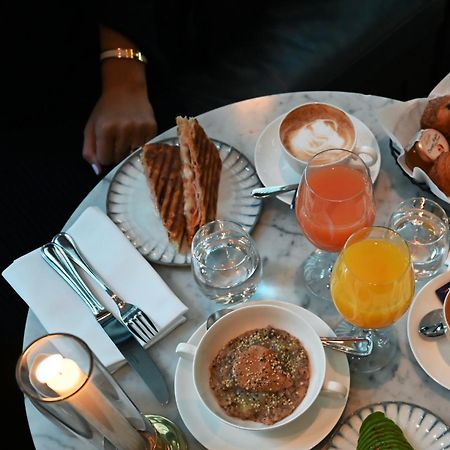 Villa Dagmar ستوكهولم المظهر الخارجي الصورة A typical breakfast at the restaurant